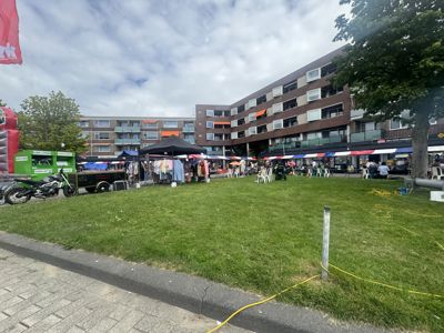 Foto 36 uit X-Wijkfeest en Braderie Prinsenplein ijsselmonde geplaatst 4-7-2026 