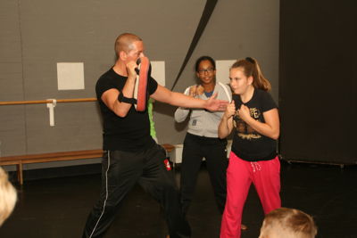 Foto 376 uit CardioKickBoxen4Kids