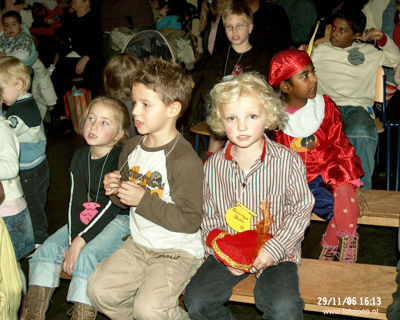 Foto 93 uit sinterklaas 2006 new