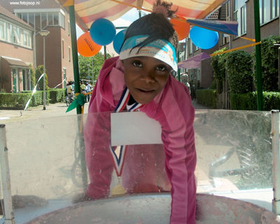 Foto 39 uit kinderspeeldag28_5_8