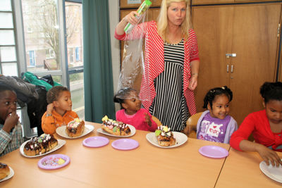 Foto 50 uit PaasBrood Versieren