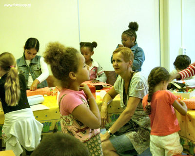 Foto 79 uit wijkfeest de dijk new