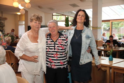 Foto 107 uit Buffet IJsselburgh