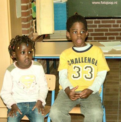 Foto 16 uit RK Regenboog de mus