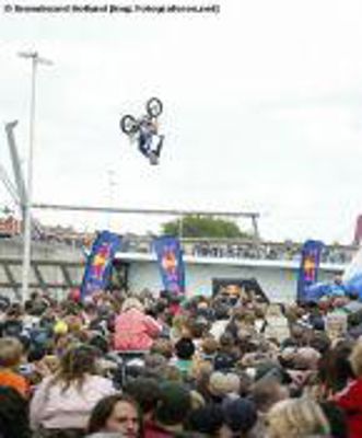 Foto 35 uit big air snowboarden