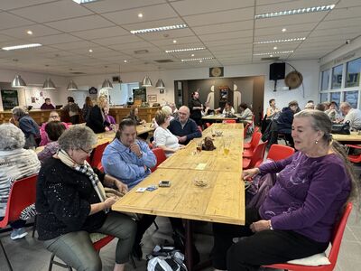 Foto 5 uit optreden van ANGEL EN BINGO BIJ  USV Vosbergenpad 30  Beverwaard 24-10-26 