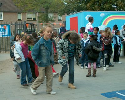 Foto 140 uit schoolsportplein07b.w