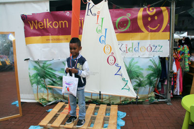 Foto 124 uit LikeJeWijkfeest14-9