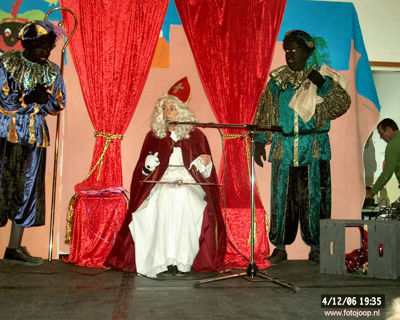 Foto 192 uit sinterklaas 2006 new