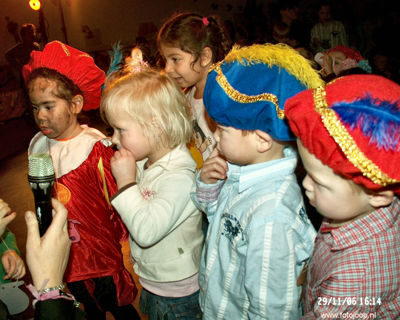 Foto 95 uit sinterklaas 2006 new