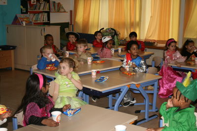 Foto 110 uit RKregenboogcarnaval