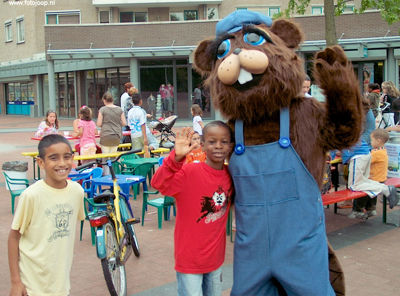 Foto 64 uit geboorte bever 4_6_8