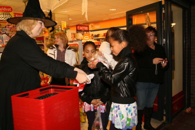 Foto 192 uit Halloween 31-10-09