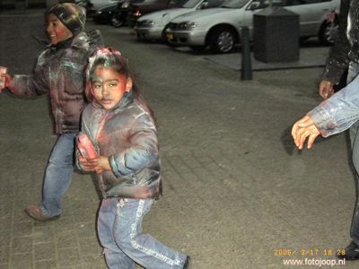 Foto 136 uit holi feest 2006 b.w