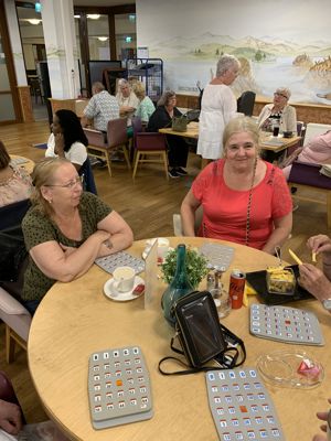 Foto 32 uit GROTE BINGO23-4