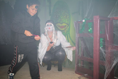 Foto 163 uit WoonBronHaLLoWeen