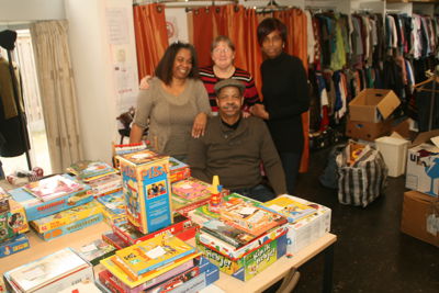 Foto 14 uit KledingBankSpeelgoed