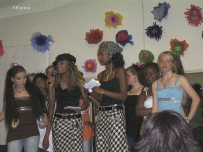 Foto 128 uit miss verkiezing 2005