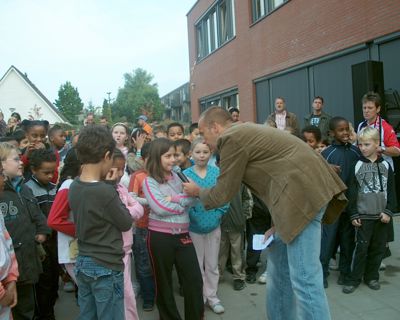 Foto 175 uit schoolsportplein07b.w