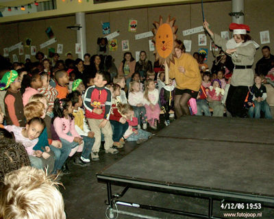 Foto 219 uit sinterklaas 2006 new