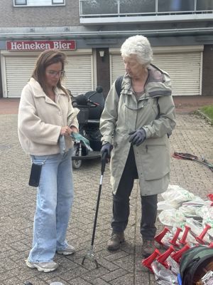 Foto 20 uit X-  Opruimactie Vrijwilligers Beverwaard 13-6-26