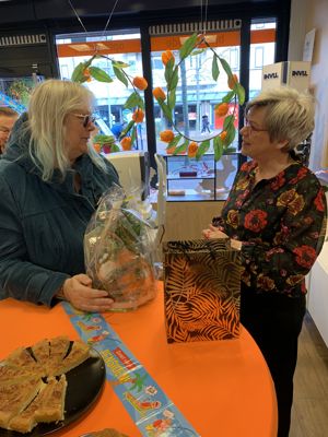 Foto 8 uit Ineke Pensioen 38 J