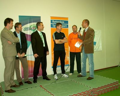 Foto 99 uit schoolsportplein07b.w