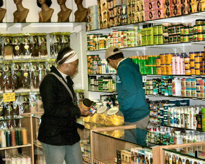 Foto 80 uit openingtokomilobi