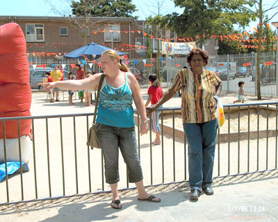 Foto 190 uit opzoomeren 2006 bw