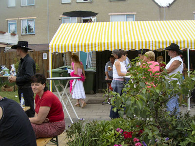Foto 242 uit country feest 2005