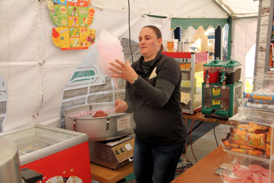 Foto 24 uit KoningsDag27-04-19