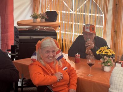Foto 18 uit X-Oranje Gevoel in DE Beverwaard 2026 Geplaatst 24-5-26 en 14-6 Nederland-Japan.