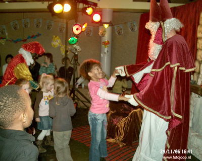 Foto 142 uit sinterklaas 2006 new