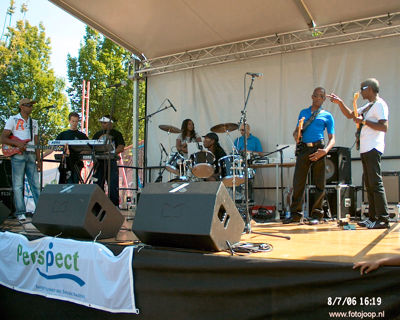 Foto 235 uit carnaval 2006 b.w