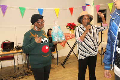 Foto 57 uit Stichting Ik Geef