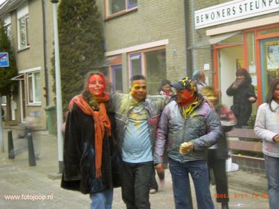 Foto 2 uit holi feest 2006 b.w
