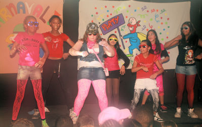 Foto 438 uit Carnavalrkregenboog