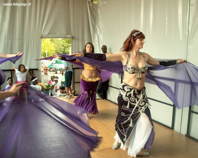 Foto 313 uit Carnaval 2007 b.w