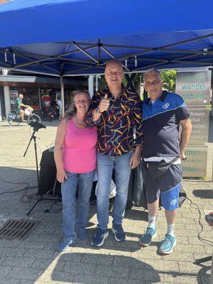 Foto 16 uit X-Wijkfeest en Braderie Prinsenplein ijsselmonde geplaatst 4-7-2026 