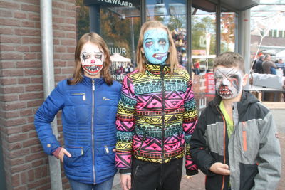 Foto 63 uit HALLOWEEN2016