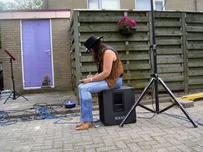 Foto 85 uit country feest 2005