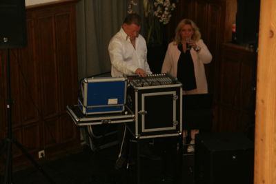 Foto 379 uit Bruiloft-Beverwaard