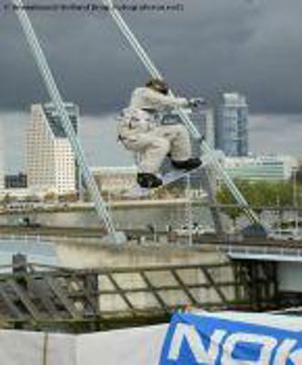 Foto 93 uit big air snowboarden