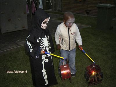 Foto 324 uit halloween2005