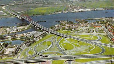 Foto 500 uit BRIENENOORDBRUG