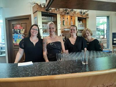 Foto 5 uit Ouderen Gala 6-5-22