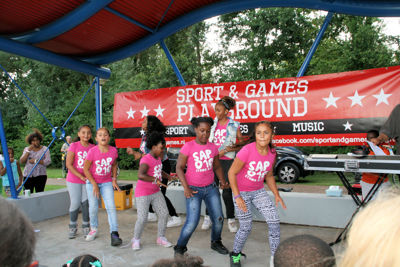 Foto 80 uit PlayGround18-08