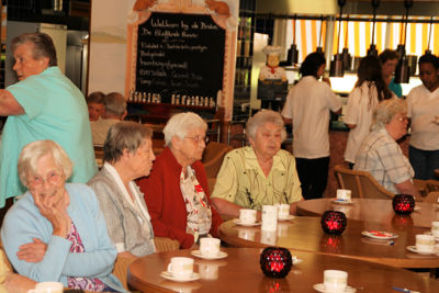 Foto 32 uit OuderVierdaagse23_6