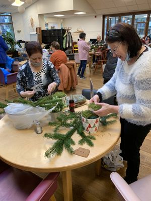 Foto 6 uit Kerststukjes Maken_2