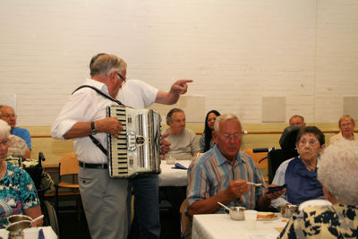 Foto 201 uit OuderVierdaagse23_6